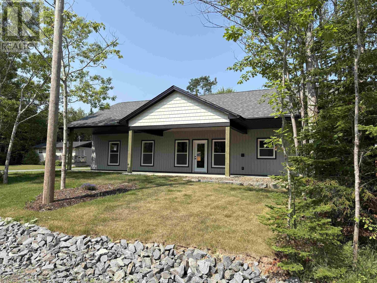 9 Sleepy Hollow Lane, Enfield, Nova Scotia  B2T 1H8 - Photo 3 - 202507223