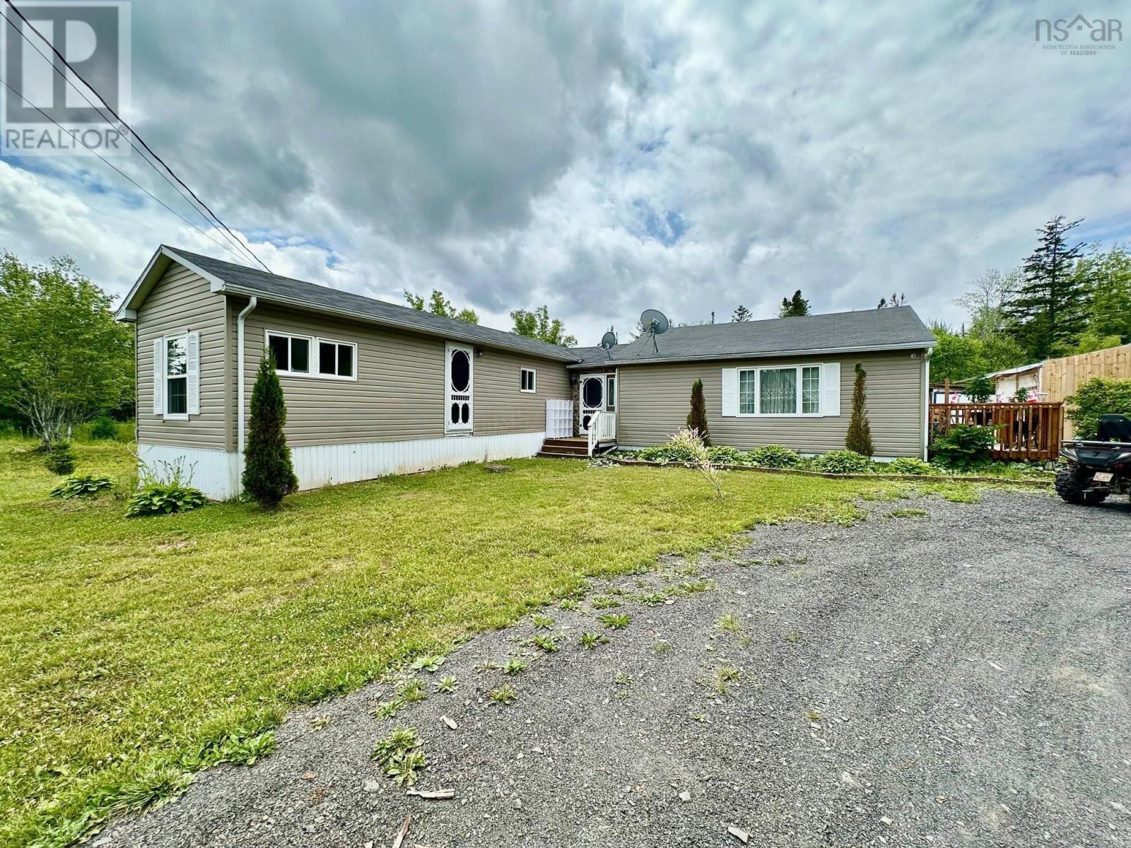 15 Milford White Road, Noel Road, Nova Scotia  B0N 1T0 - Photo 1 - 202516671