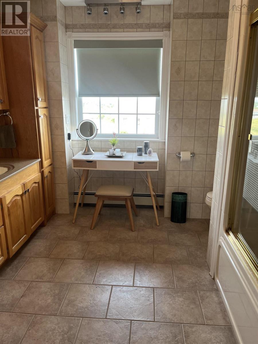 21 Woodward Street, Glace Bay, Nova Scotia  B1A 4R4 - Photo 35 - 202517861