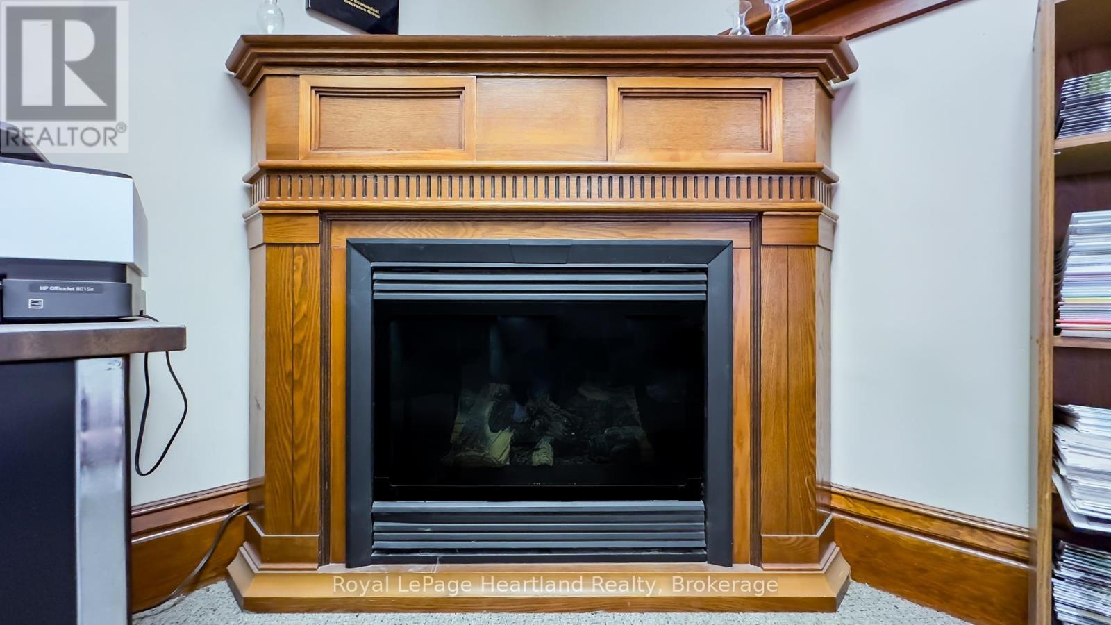 405 Queen St, North Huron, Ontario  N0M 1H0 - Photo 37 - X12279858