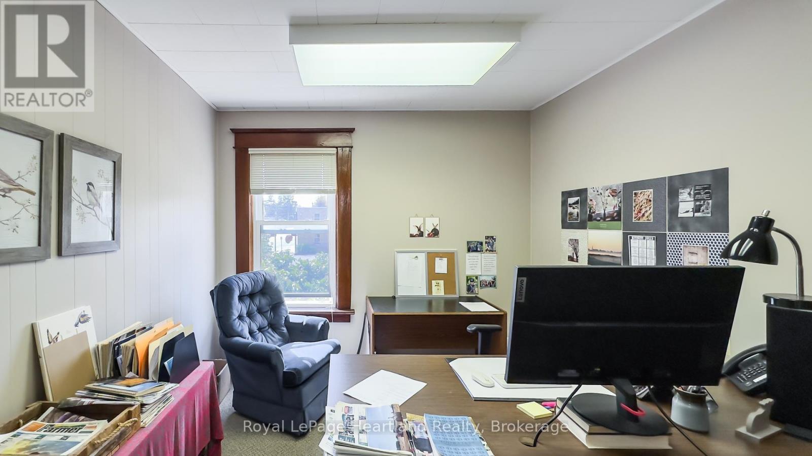 405 Queen St, North Huron, Ontario  N0M 1H0 - Photo 6 - X12279858