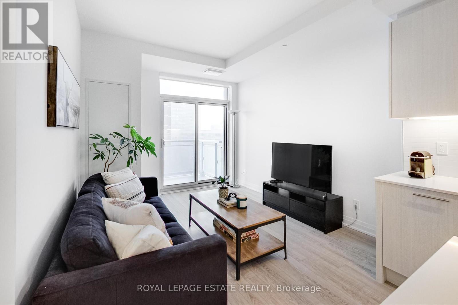 808 - 286 Main Street, Toronto, Ontario  M4C 4X5 - Photo 7 - E12316715