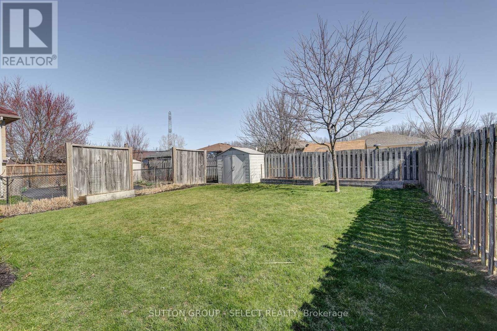 14 Ponsford Place, St. Thomas, Ontario  N5P 4J2 - Photo 26 - X12316829