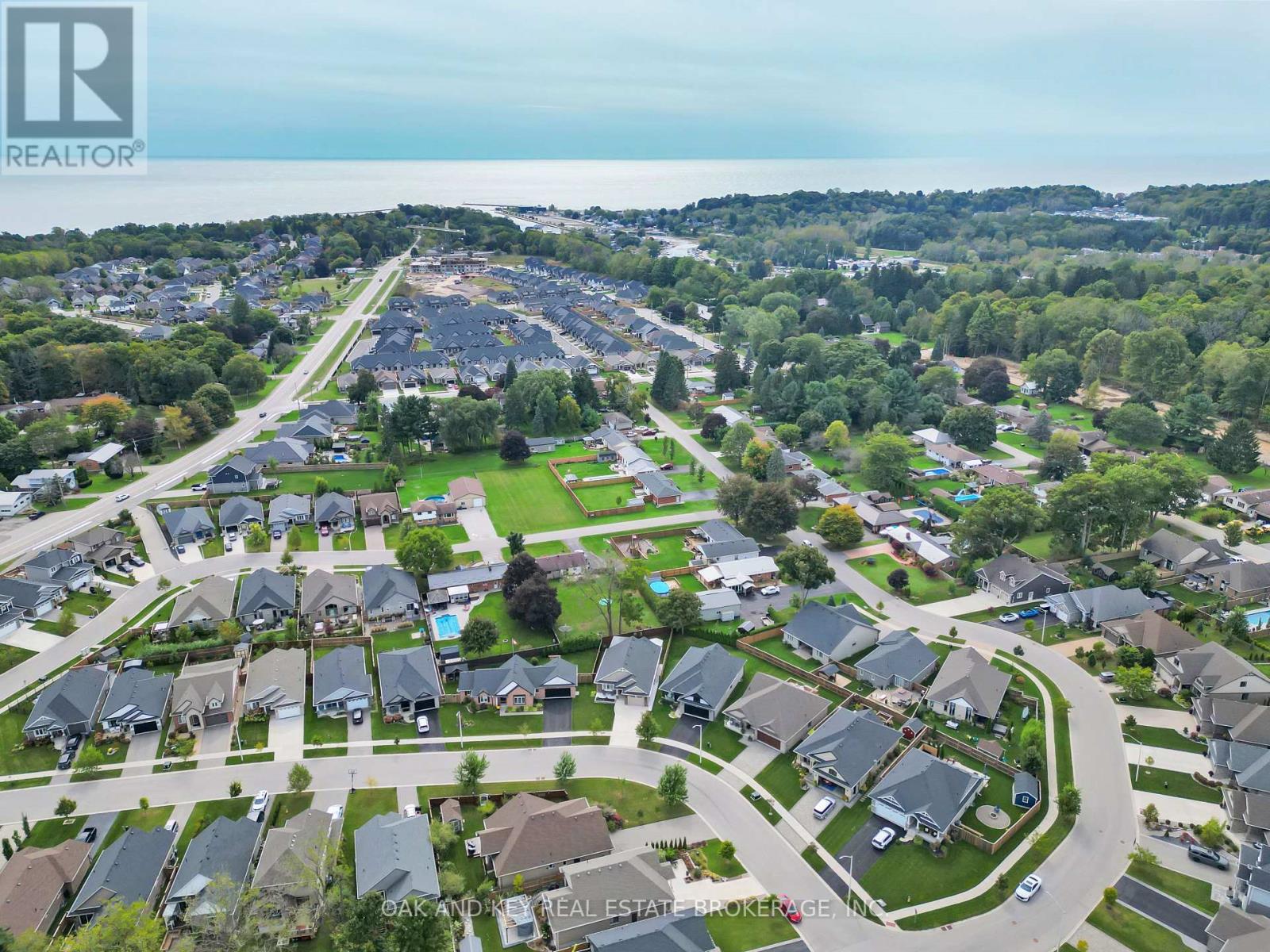 190 Emery Street, Central Elgin, Ontario  N5L 0A6 - Photo 48 - X12316883