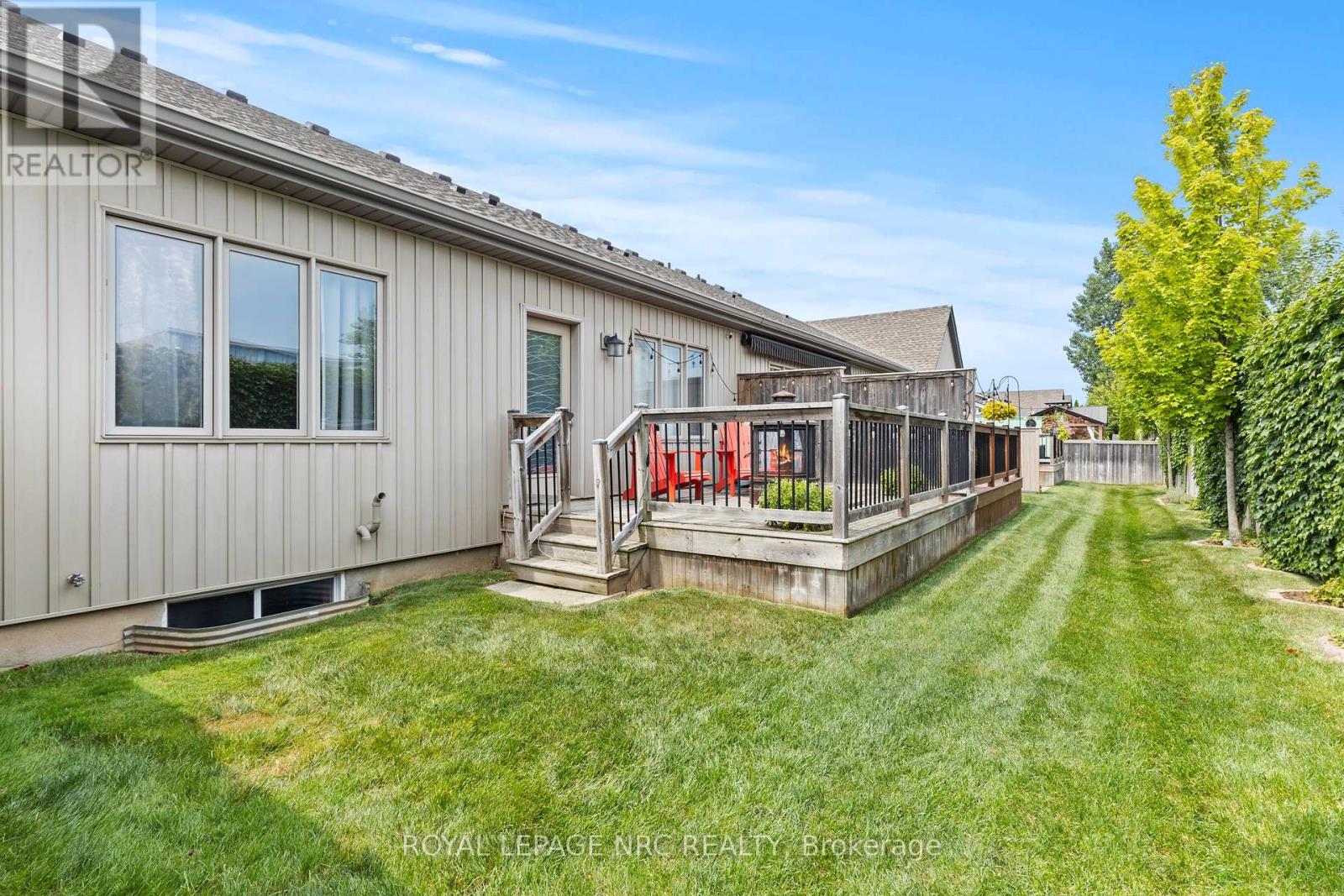 30 Blossom Common, St. Catharines, Ontario  L2M 0B3 - Photo 26 - X12316793