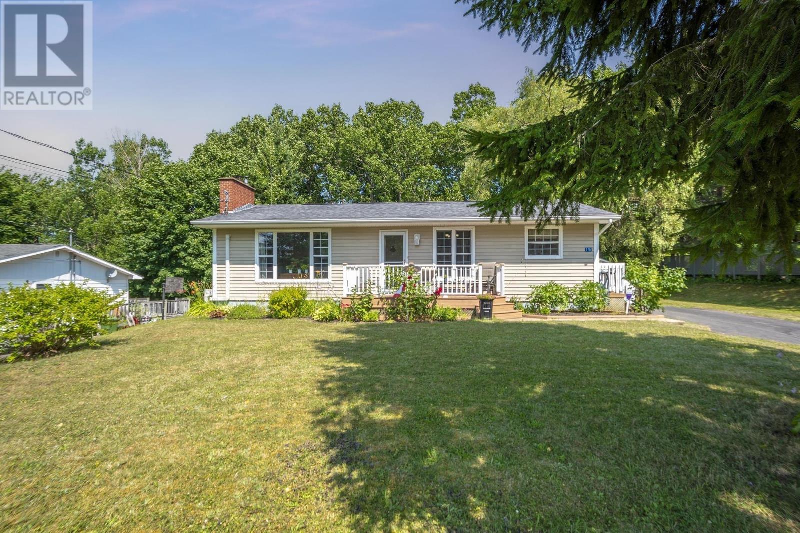 Property at 15 Catherine Crescent image 1