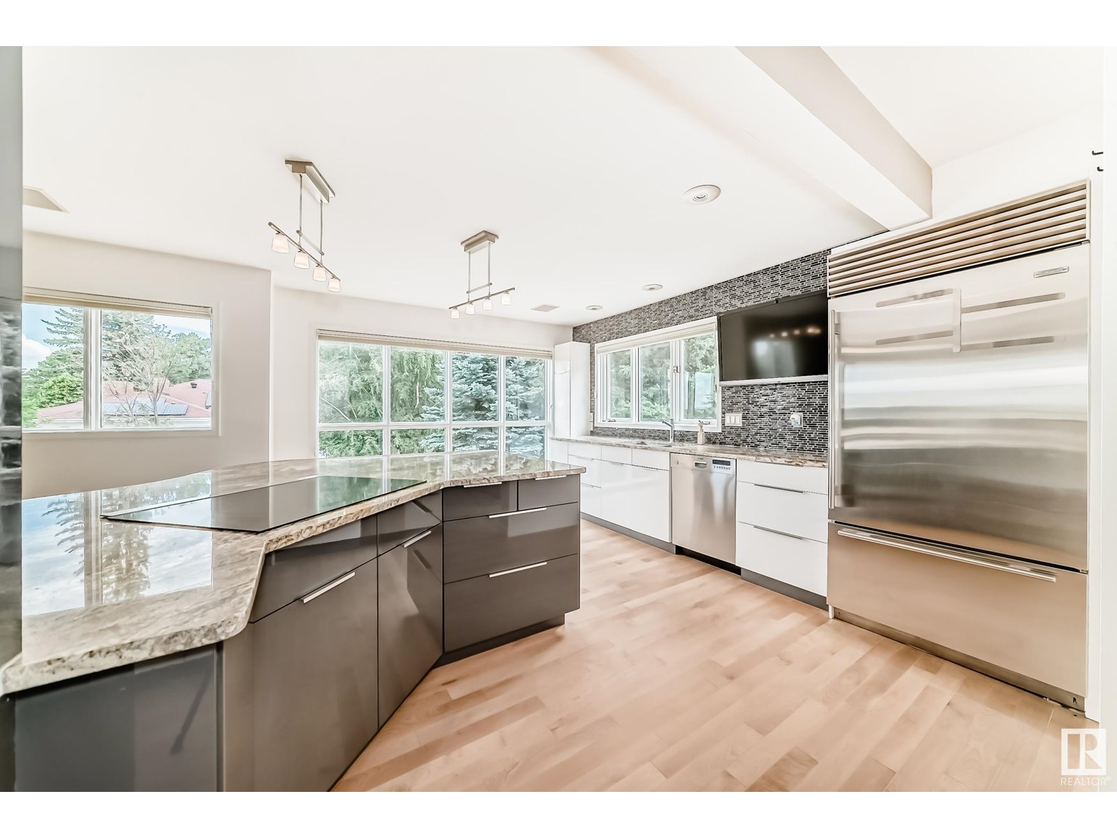 Property at 9045 Saskatchewan DR NW image 5