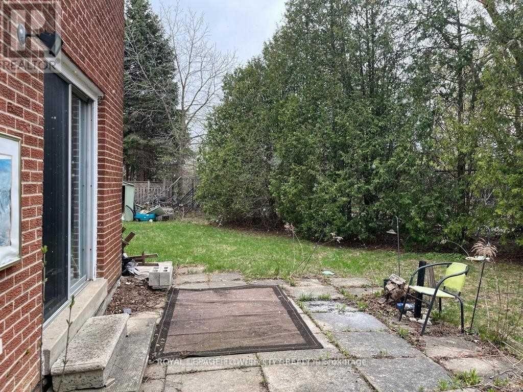 Basement - 12 Lorne Court, Brampton, Ontario  L6X 2P3 - Photo 3 - W12316739