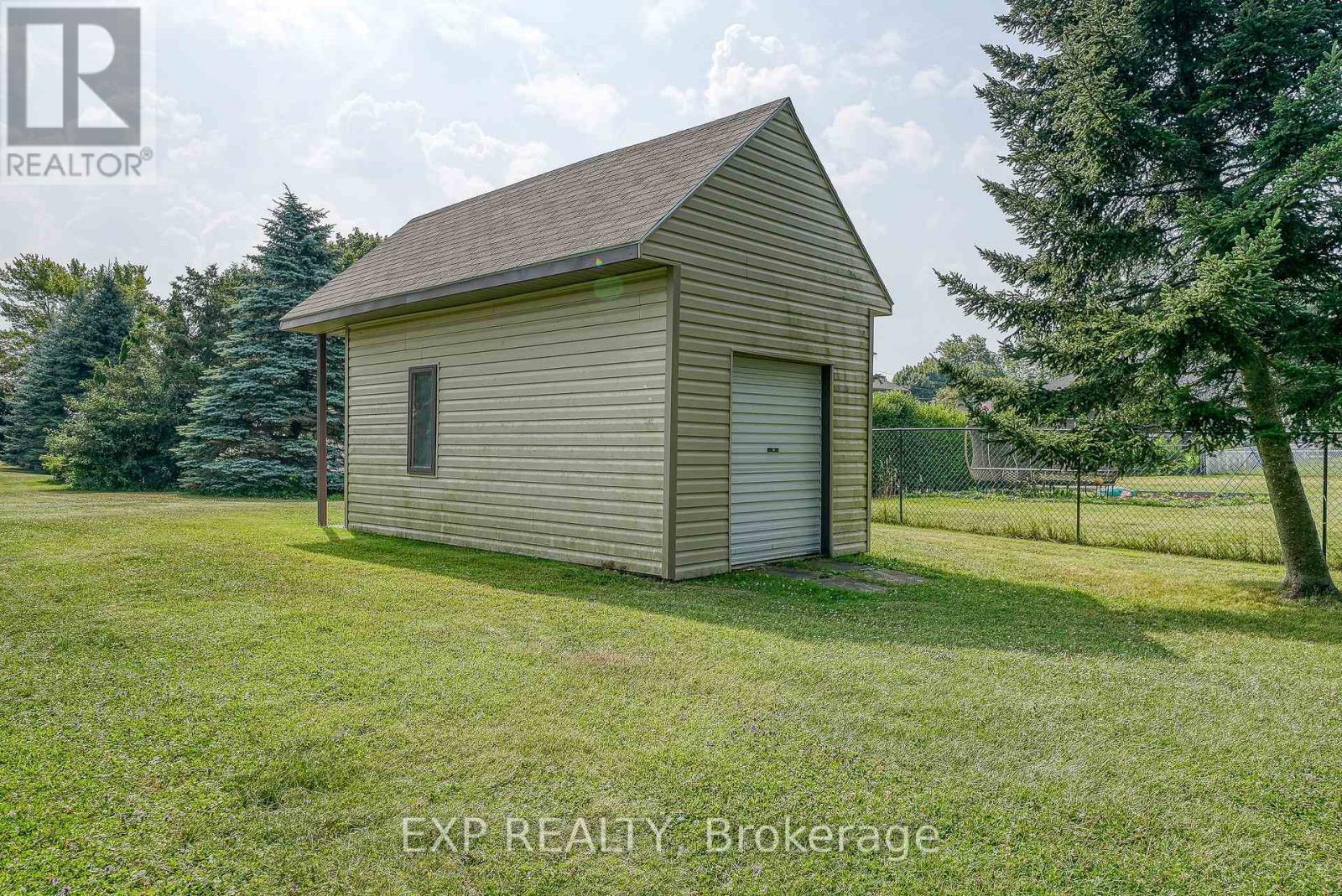 193 Centennial Avenue S, Central Elgin, Ontario  N5R 5B3 - Photo 34 - X12297842