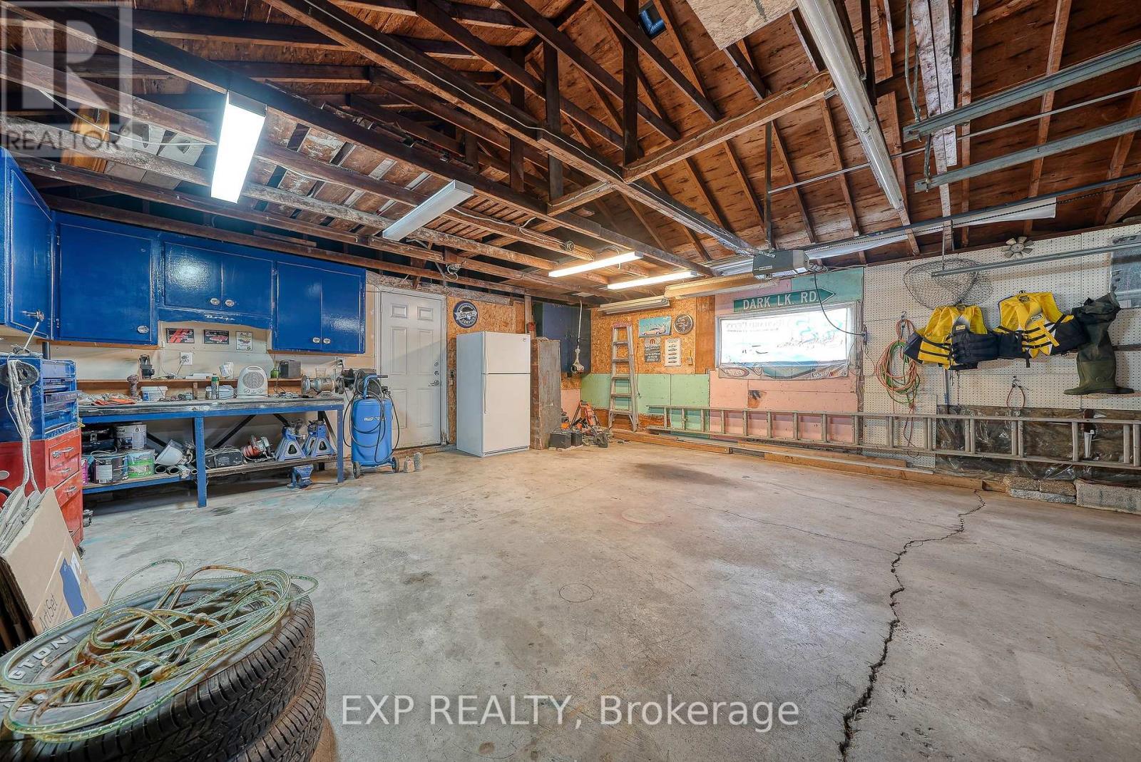 193 Centennial Avenue S, Central Elgin, Ontario  N5R 5B3 - Photo 22 - X12297842