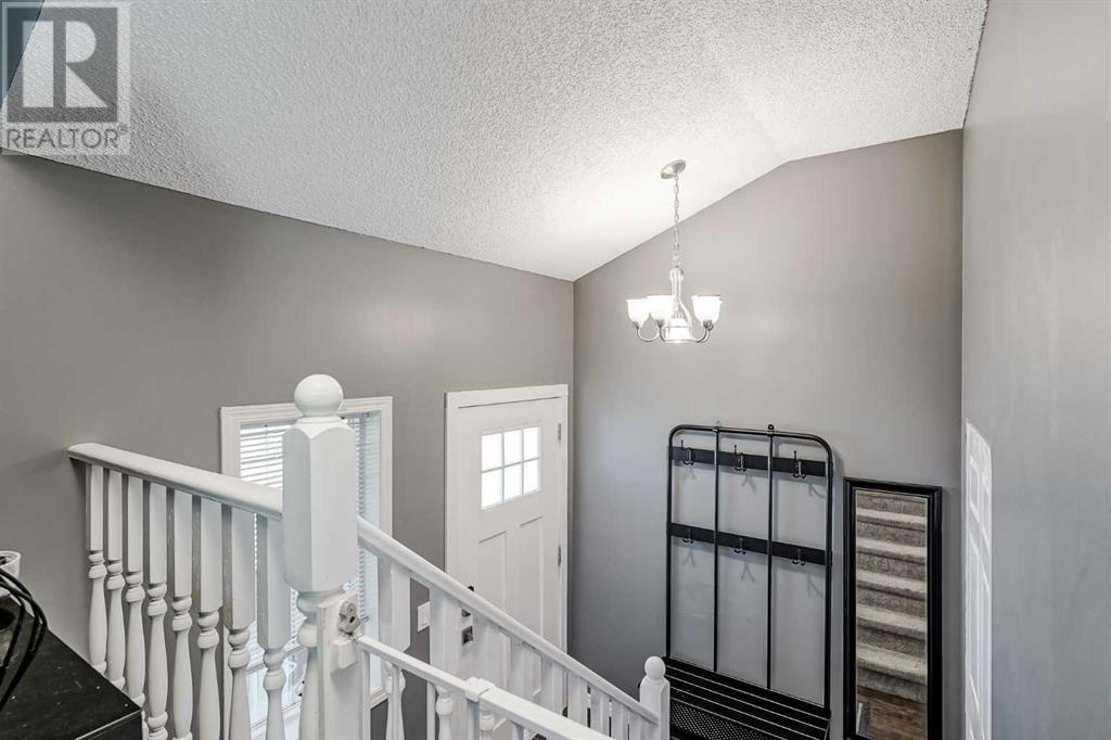 Property at 14568 Mt Mckenzie Drive SE image 4