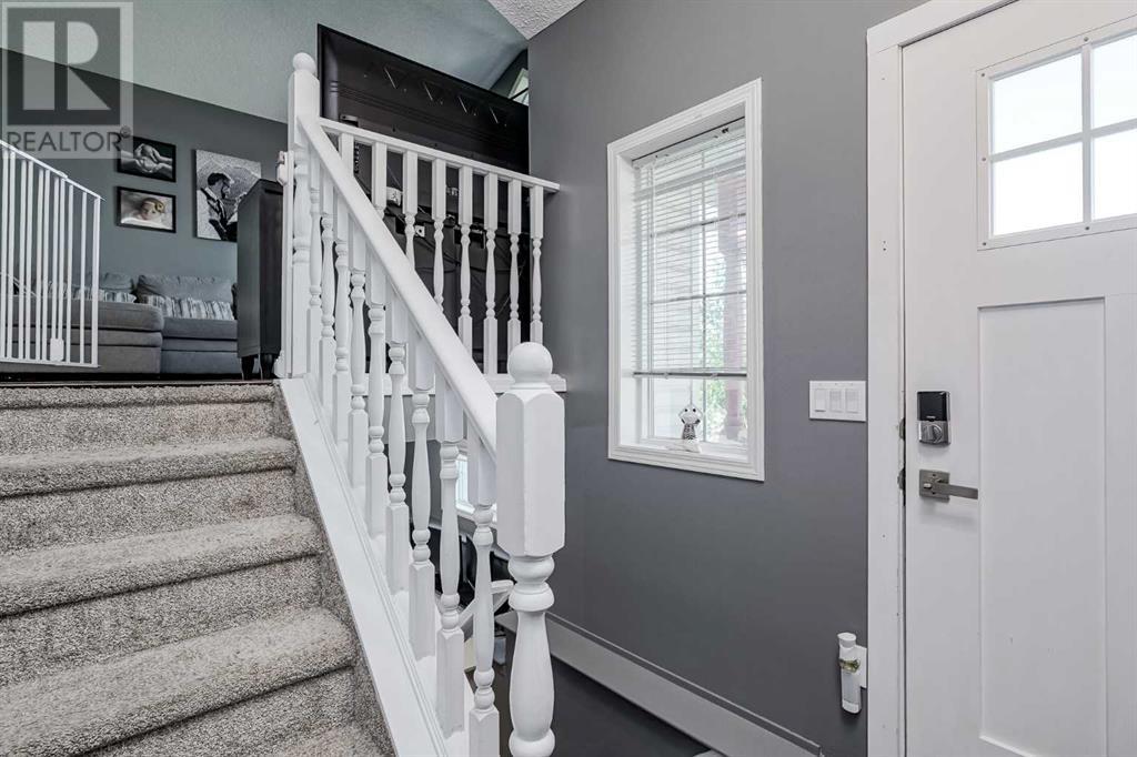 Property at 14568 Mt Mckenzie Drive SE image 3