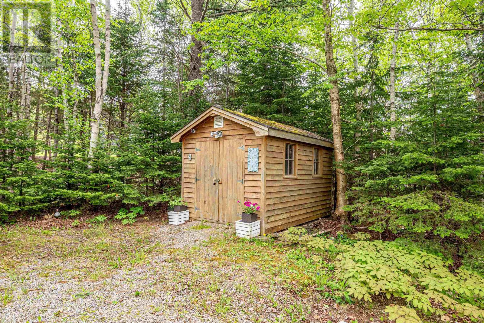 156 Lakewood Drive, Chester Grant, Nova Scotia  B0J 1K0 - Photo 35 - 202513211