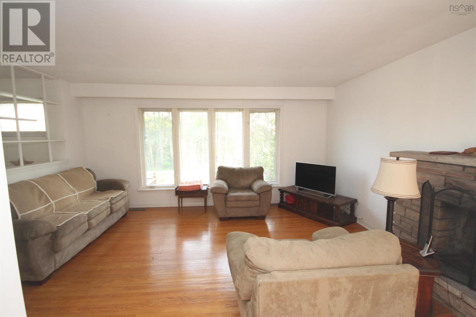504 Queen Street, Port Hawkesbury, Nova Scotia  B9A 2V9 - Photo 19 - 202517689