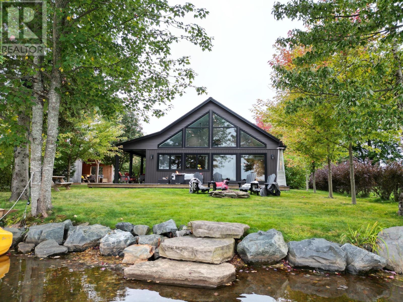 100 Lake Shore Drive, Great Village, Nova Scotia  B0M 1L0 - Photo 2 - 202518169