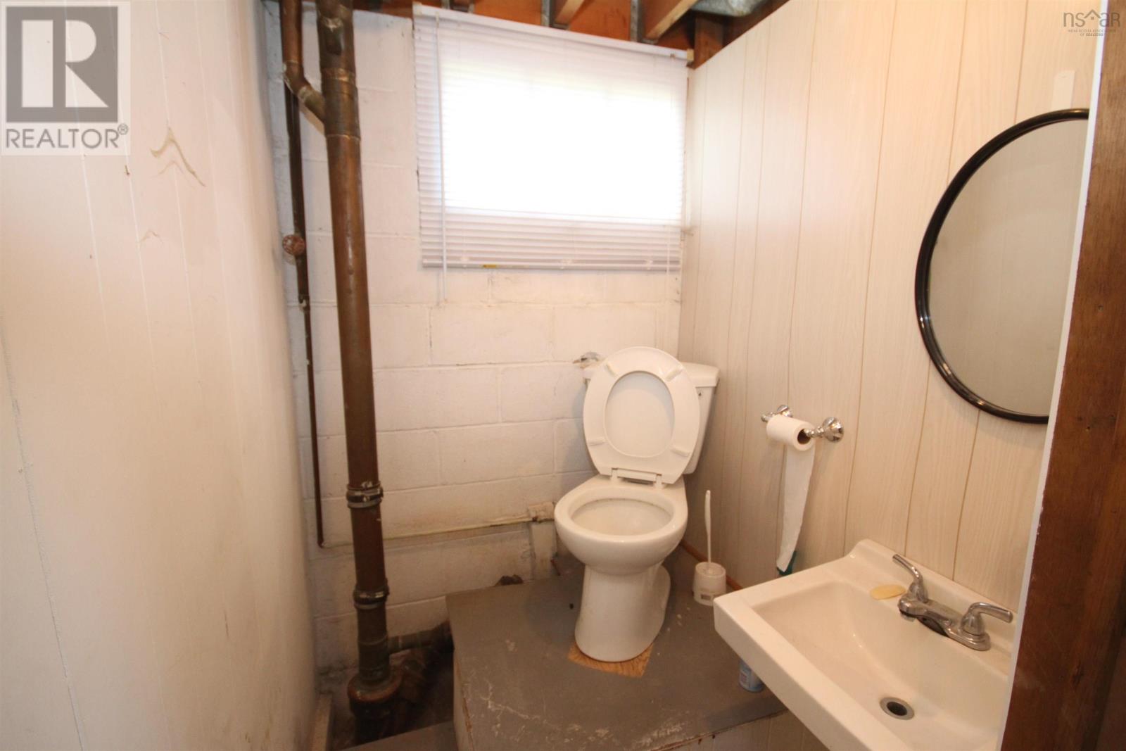 504 Queen Street, Port Hawkesbury, Nova Scotia  B9A 2V9 - Photo 29 - 202517689
