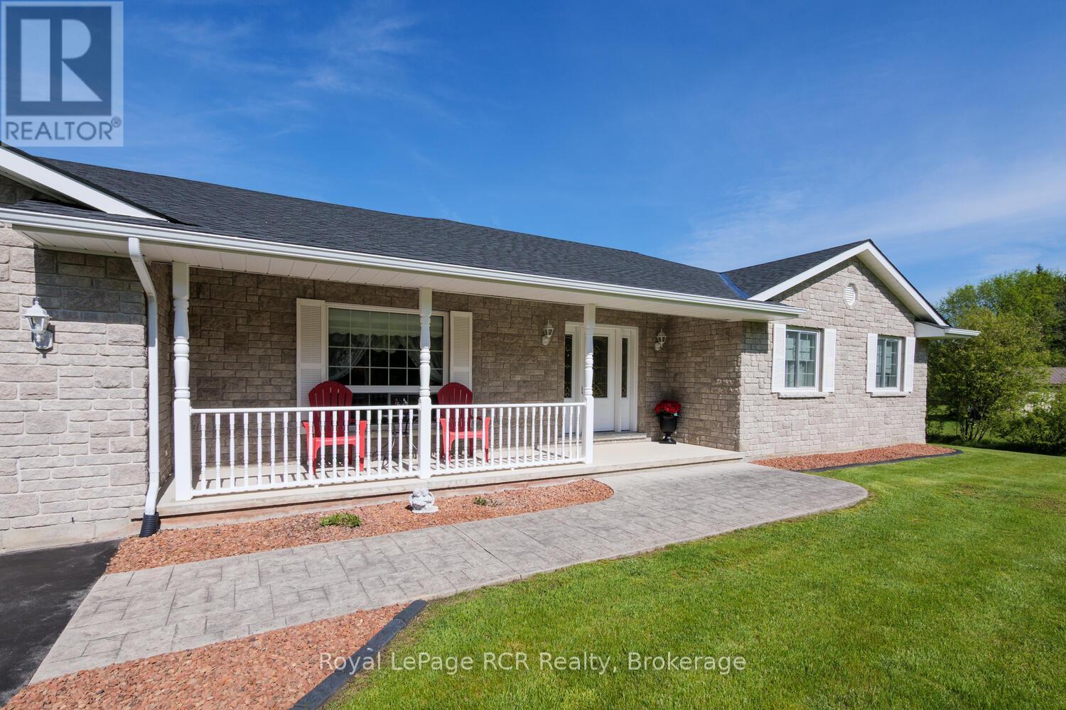 280 Somers Street, Georgian Bluffs, Ontario  N4K 6V5 - Photo 47 - X12187590