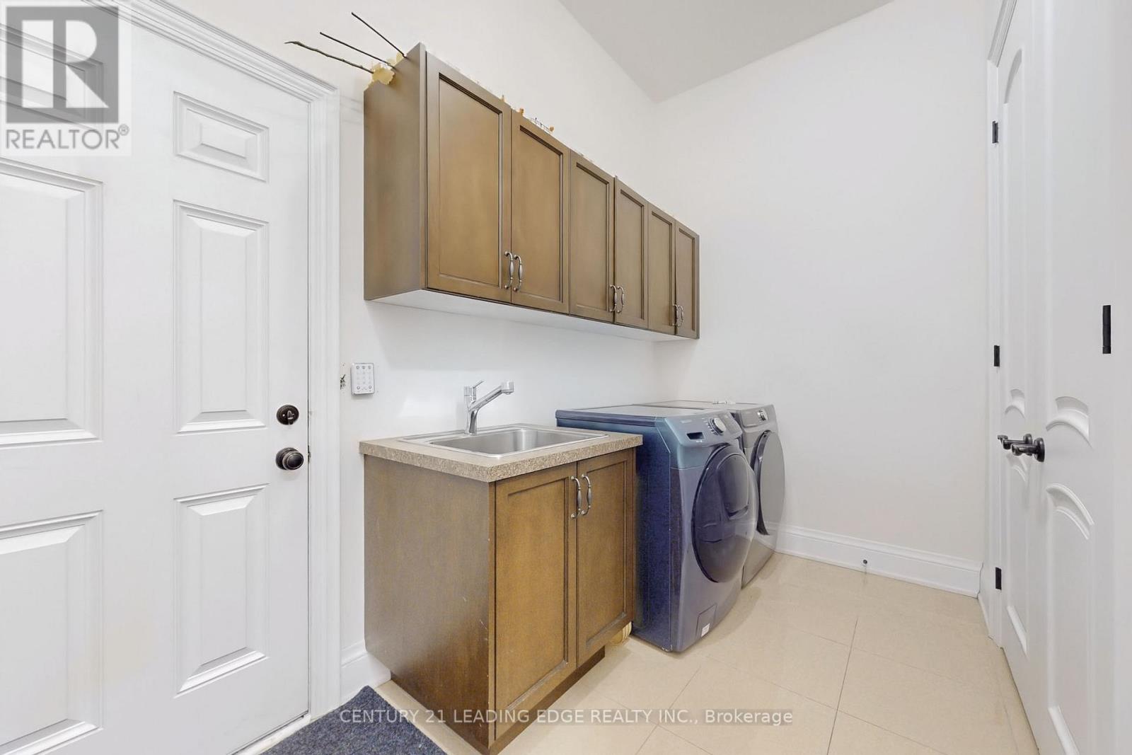 77 Chuck Ormsby Crescent, King, Ontario  L7B 0A9 - Photo 20 - N12316840