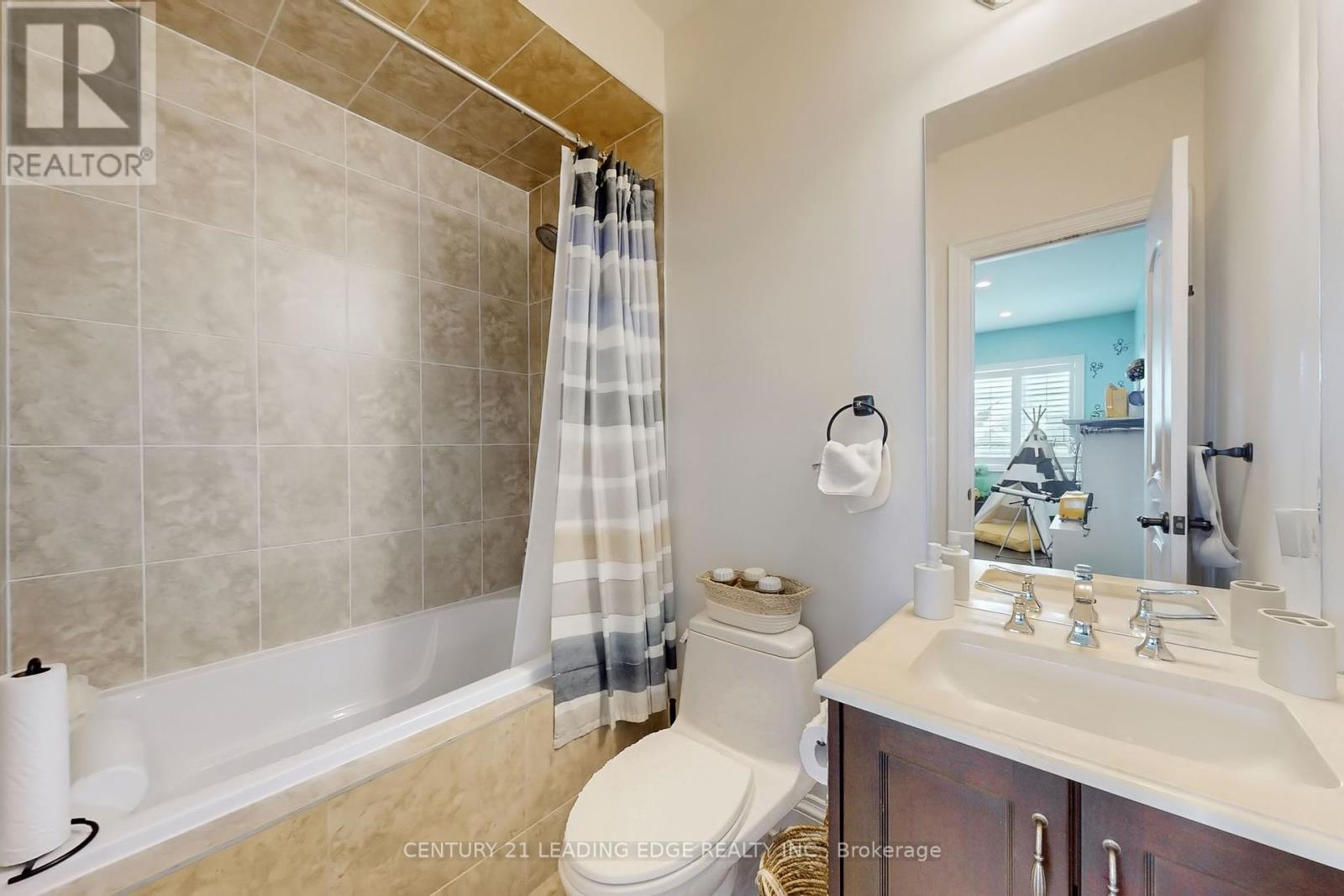 77 Chuck Ormsby Crescent, King, Ontario  L7B 0A9 - Photo 31 - N12316840