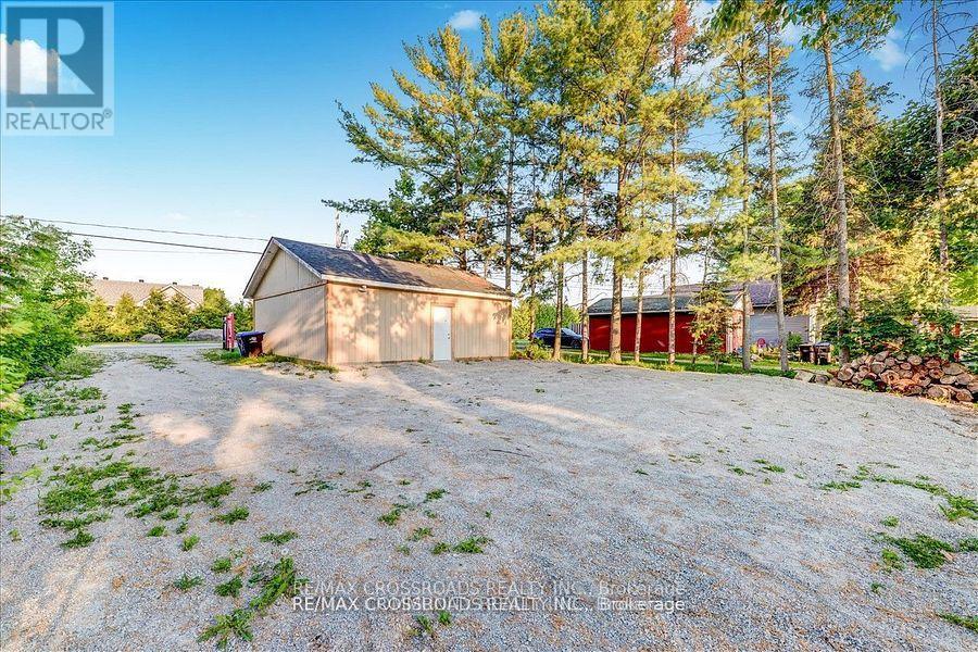 Property at 5794 VICTORIA PARK ROAD image 2