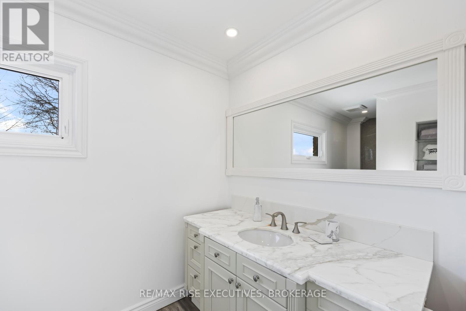10 Greer Street, Kingston, Ontario  K7K 2V9 - Photo 29 - X12316947