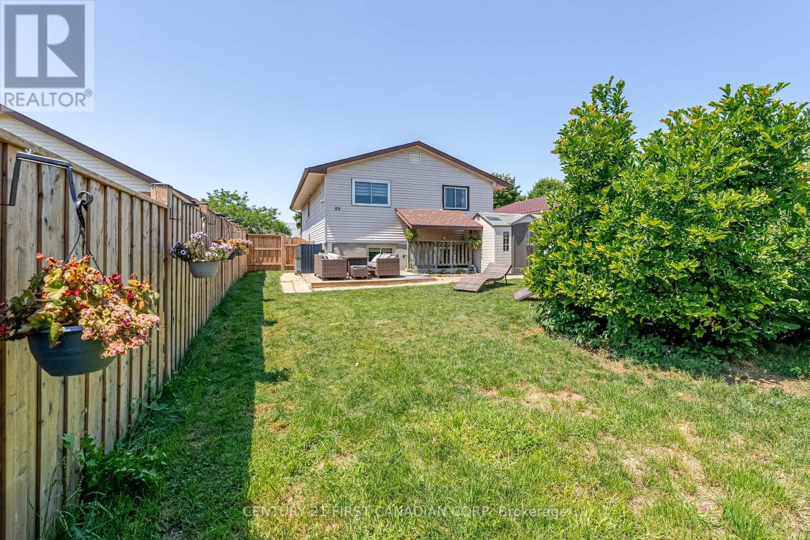 50 Erica Crescent, London South, Ontario  N6E 3P4 - Photo 38 - X12316943