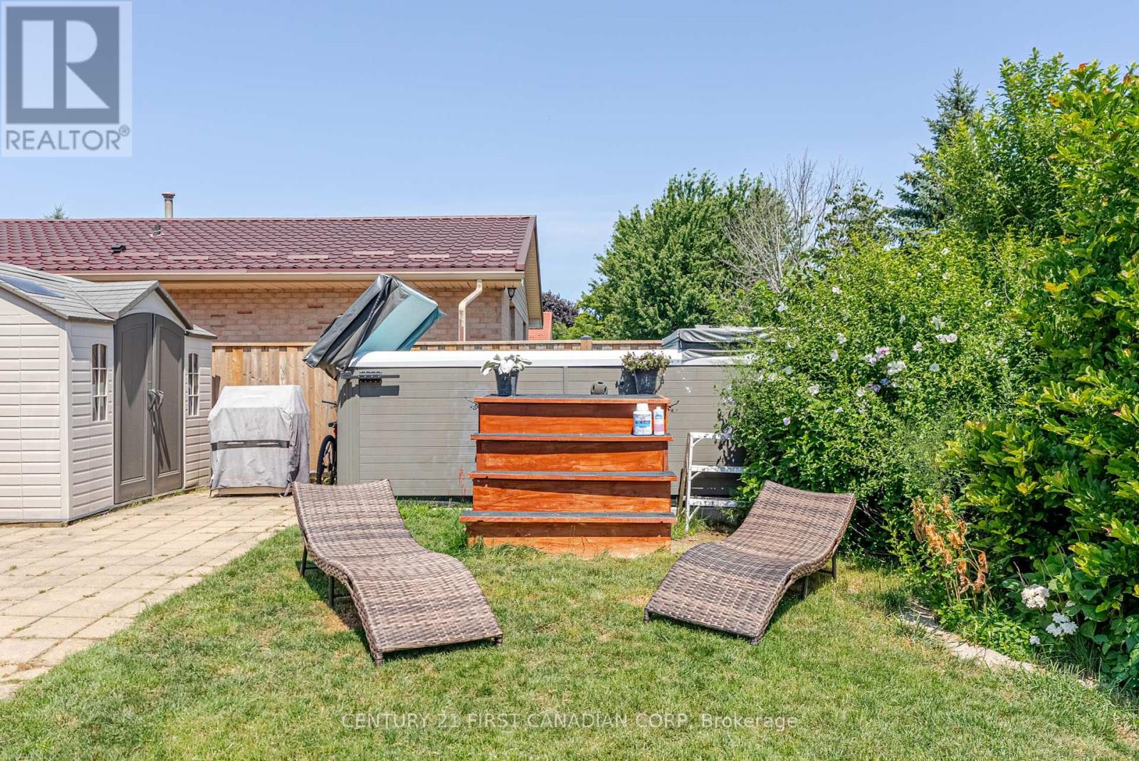 50 Erica Crescent, London South, Ontario  N6E 3P4 - Photo 43 - X12316943