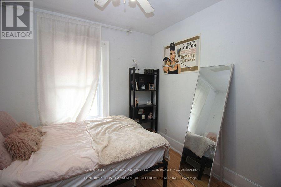 1051 Richmond Street, London East, Ontario  N6A 3J7 - Photo 21 - X12316959