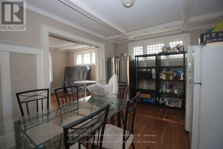 1051 Richmond Street, London East, Ontario  N6A 3J7 - Photo 6 - X12316959