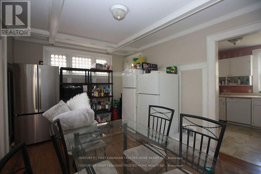 1051 Richmond Street, London East, Ontario  N6A 3J7 - Photo 7 - X12316959