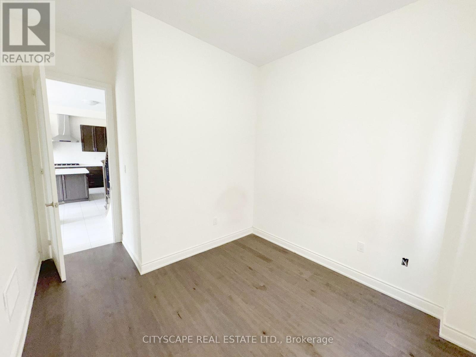 76 Elstone Place, Hamilton, Ontario  L8B 1Y9 - Photo 12 - X12316795
