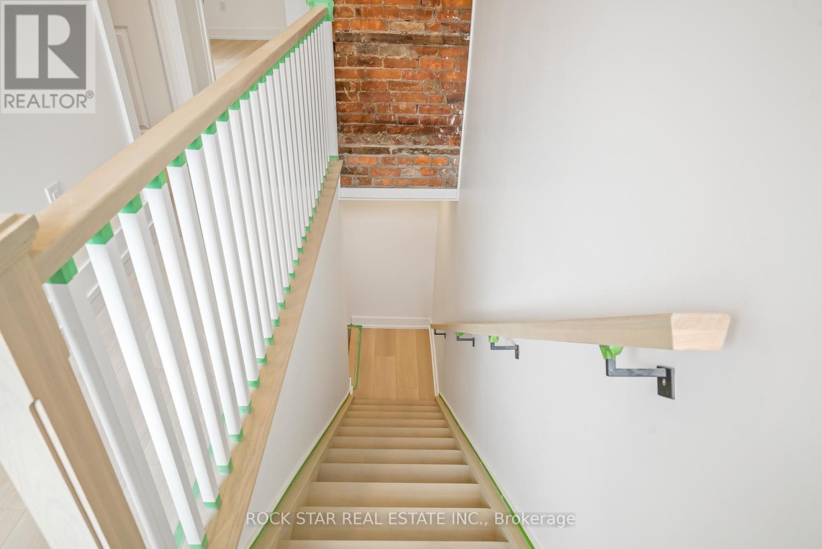 42 Ray Street S, Hamilton, Ontario  L8P 3V3 - Photo 40 - X12316862