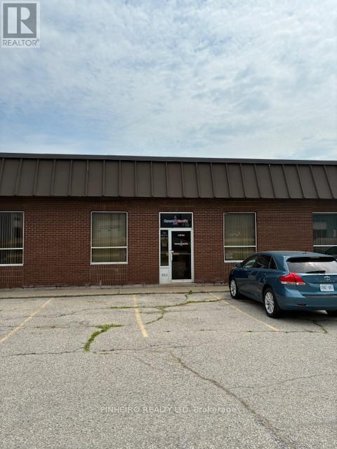 4 - 115 Midpark Road, London South, Ontario  N6N 1B2 - Photo 2 - X12288629