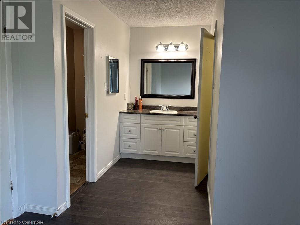 322 Scottsdale Dr, Guelph, Ontario  N1L 1G7 - Photo 23 - 40756280