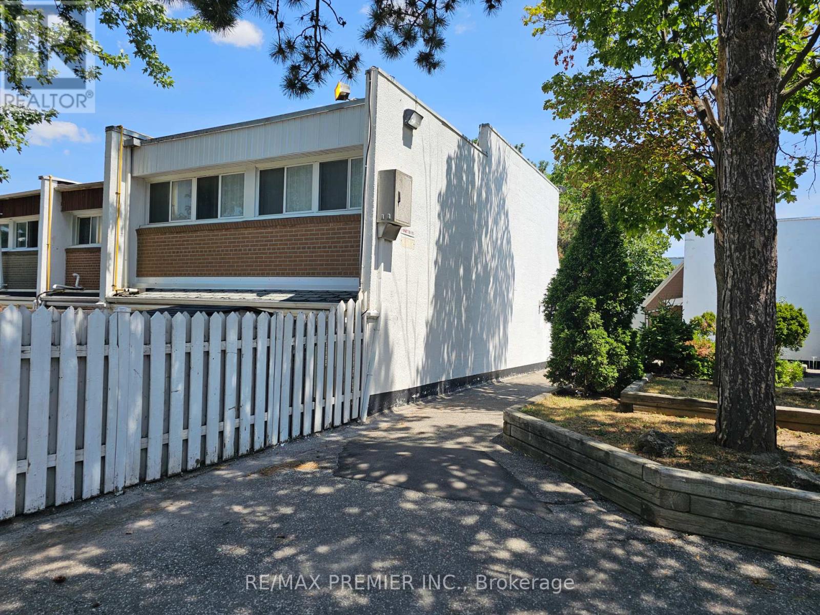 Unit 78 - 2901 Jane Street, Toronto, Ontario  M3N 2J8 - Photo 2 - W12305314