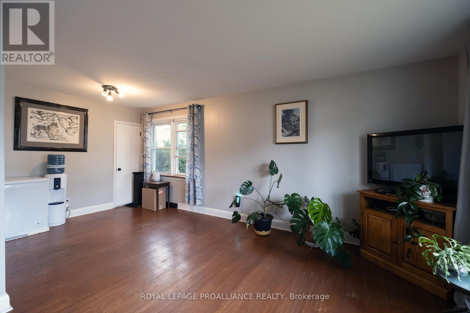 17 Woodland Acres, Belleville, Ontario  K8N 4K2 - Photo 10 - X12313598