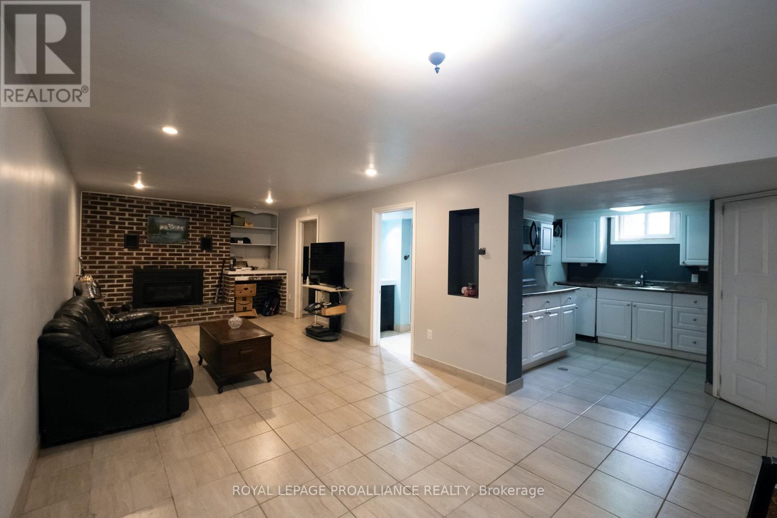 17 Woodland Acres, Belleville, Ontario  K8N 4K2 - Photo 26 - X12313598