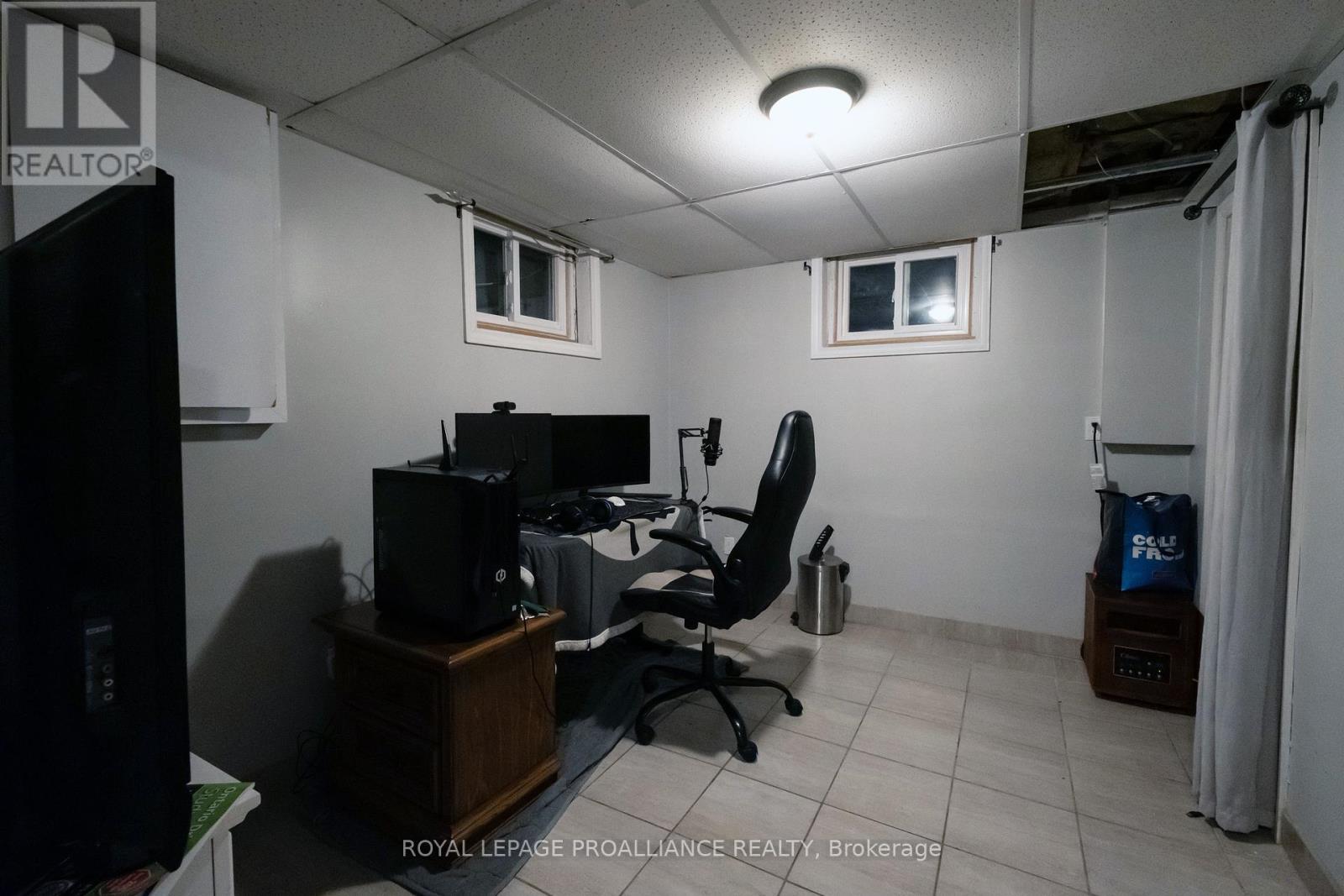 17 Woodland Acres, Belleville, Ontario  K8N 4K2 - Photo 31 - X12313598