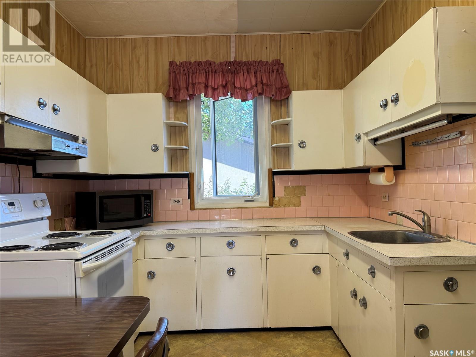 521 Main Street, Raymore, Saskatchewan  S0A 3J0 - Photo 7 - SK014087