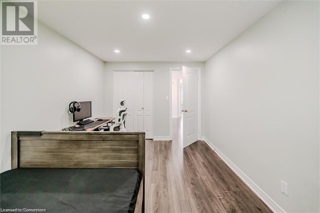 831 Whitecap Avenue, Waterloo, Ontario  N2K 4L4 - Photo 23 - 40753190