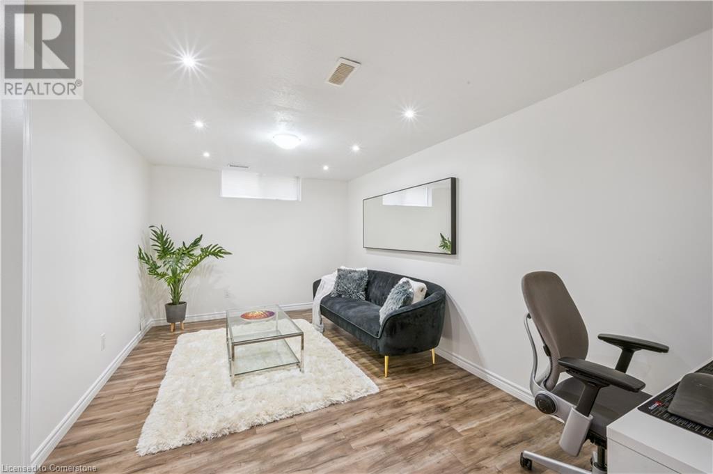 831 Whitecap Avenue, Waterloo, Ontario  N2K 4L4 - Photo 25 - 40753190