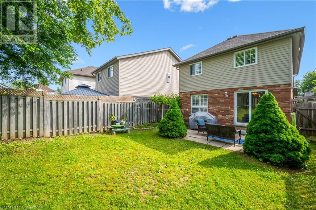 831 Whitecap Avenue, Waterloo, Ontario  N2K 4L4 - Photo 32 - 40753190