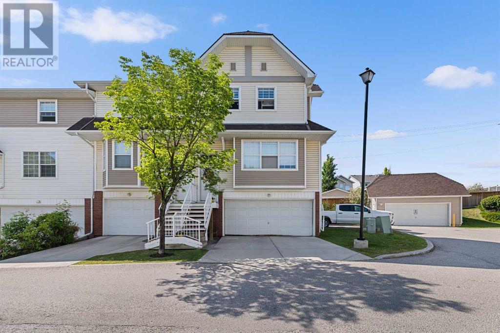 Property at 127 Tuscany Springs Gardens NW image 1