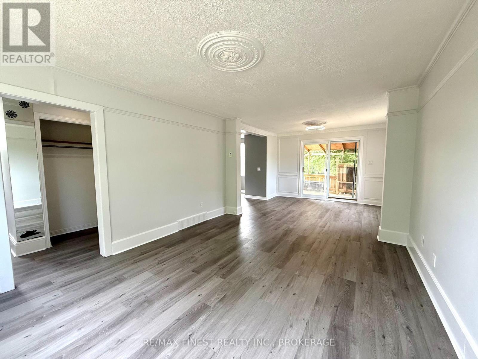 6 Greer Street, Kingston, Ontario  K7K 2V9 - Photo 10 - X12317033