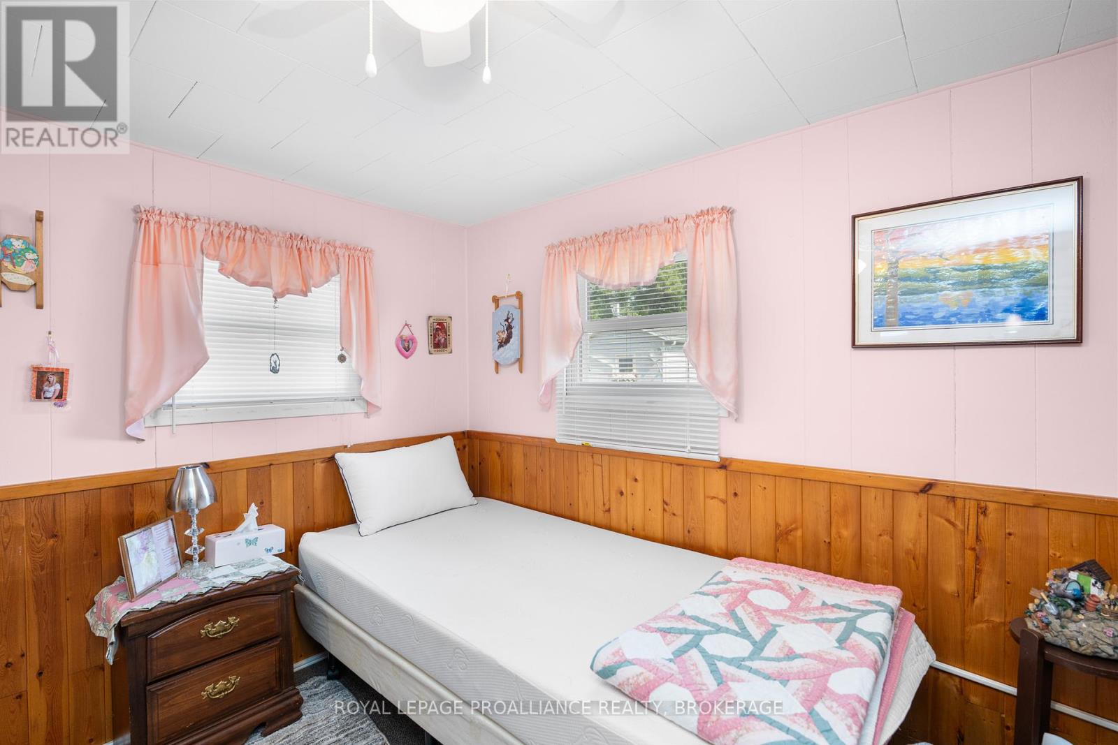 4328 Elm Street, South Frontenac, Ontario  K0H 2W0 - Photo 25 - X12317118