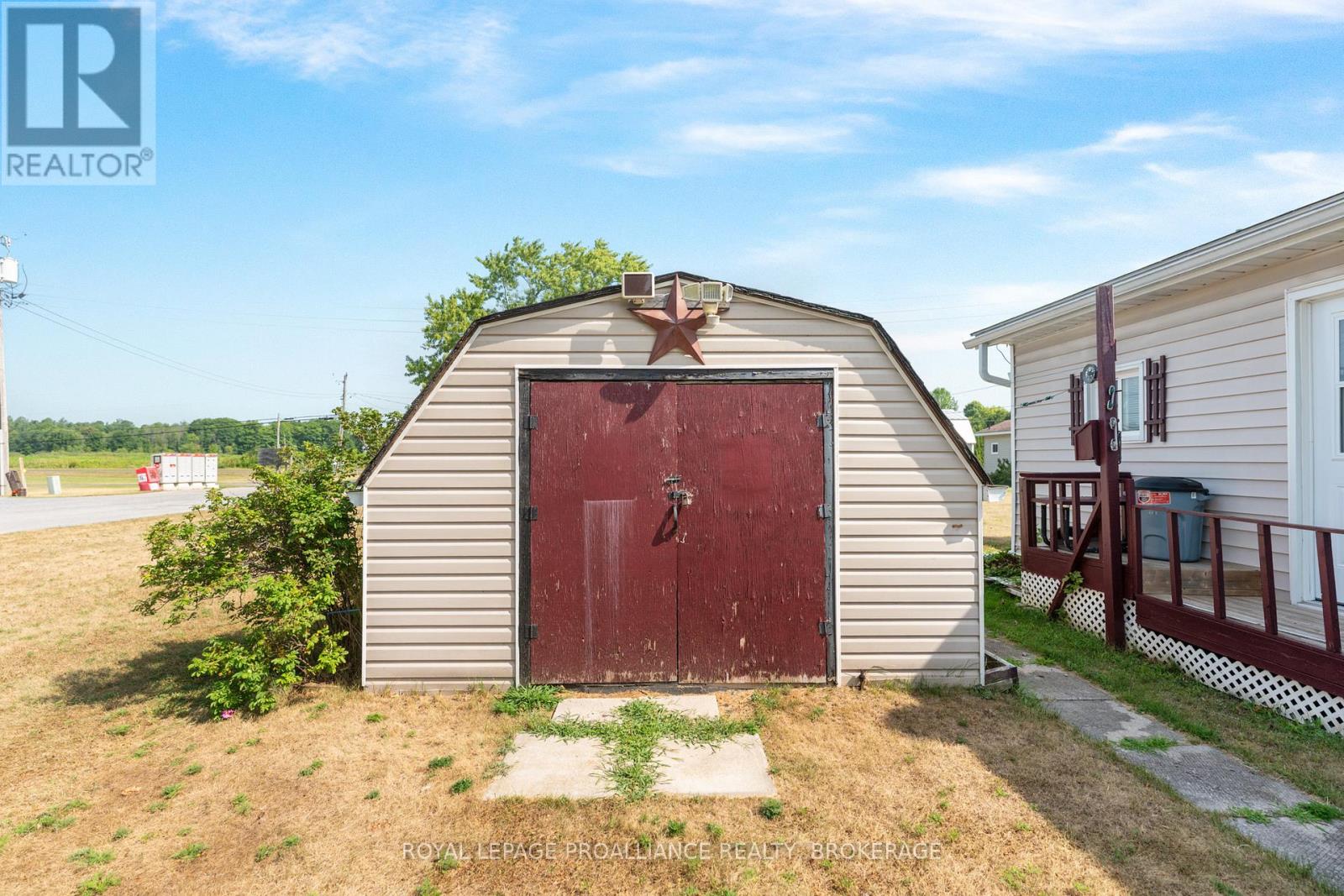 4328 Elm Street, South Frontenac, Ontario  K0H 2W0 - Photo 34 - X12317118