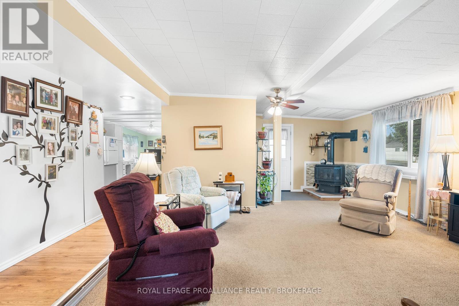 4328 Elm Street, South Frontenac, Ontario  K0H 2W0 - Photo 8 - X12317118