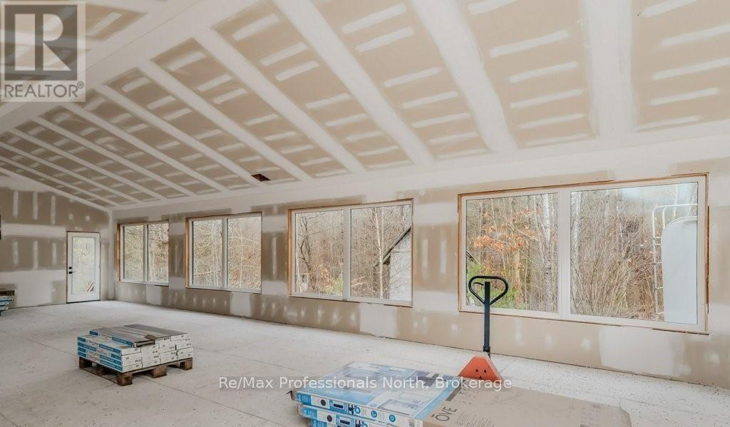 2180-2186 Highway 141, Muskoka Lakes (Watt), Ontario  P0B 1L0 - Photo 27 - X12317053