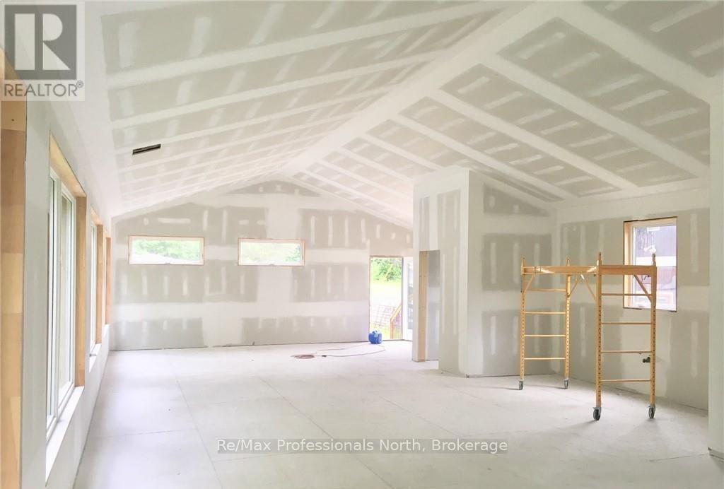 2180-2186 Highway 141, Muskoka Lakes (Watt), Ontario  P0B 1L0 - Photo 28 - X12317053