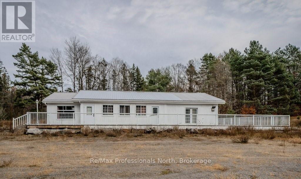 2180-2186 Highway 141, Muskoka Lakes (Watt), Ontario  P0B 1L0 - Photo 40 - X12317053